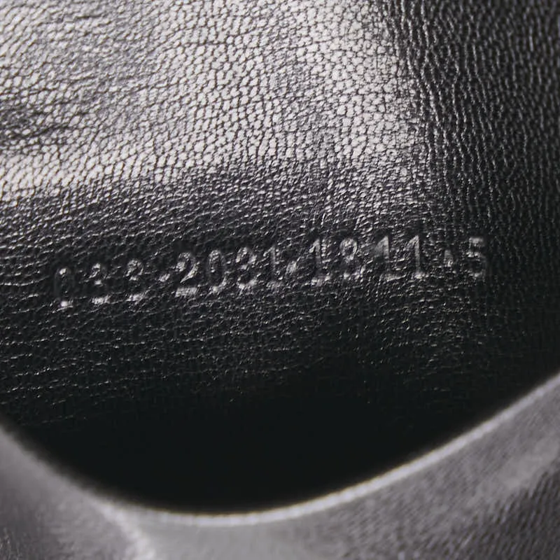 03304161311 Case Free shipping Key Sleek Gucci Leather