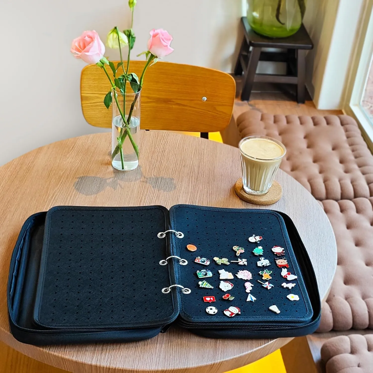 6 Pages Pin Books For Collectors, Enamel Pin Display Pages Pin Carrying Case, Travel Brooch Pins Display Bag(Not Include any Accessories)