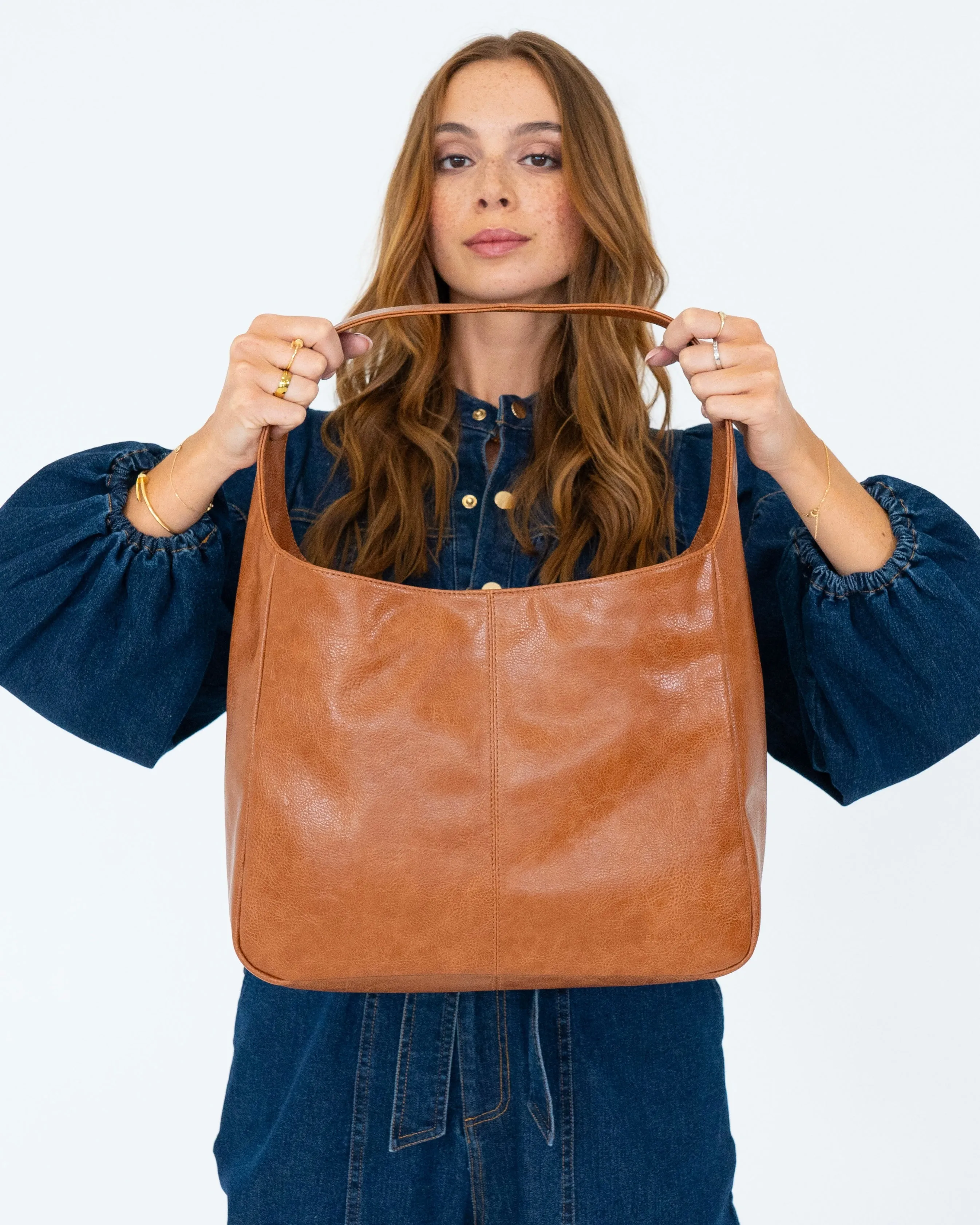 Arcadia Tote (Tan Pebble)