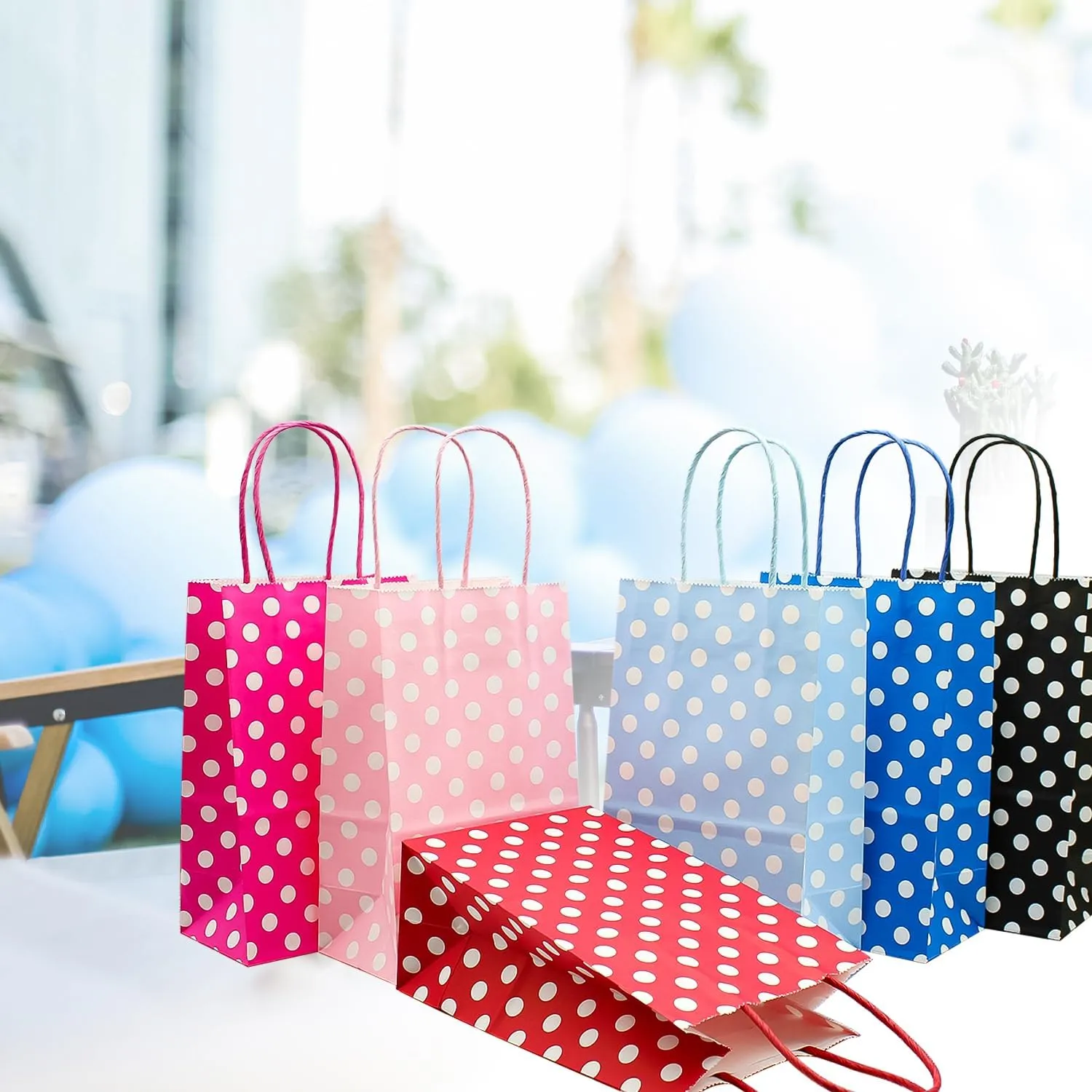 AZOWA Medium Polka Dot Gift Bags Kraft Paper Bags with Handles for Birthday Parties, Baby Shower, and Wedding (9.8 x 7.5 x 3.9 in, Black, 25 Pcs)