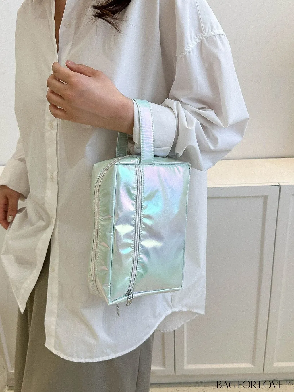 BagForLove - Sleek and Shiny Metallic Clutch