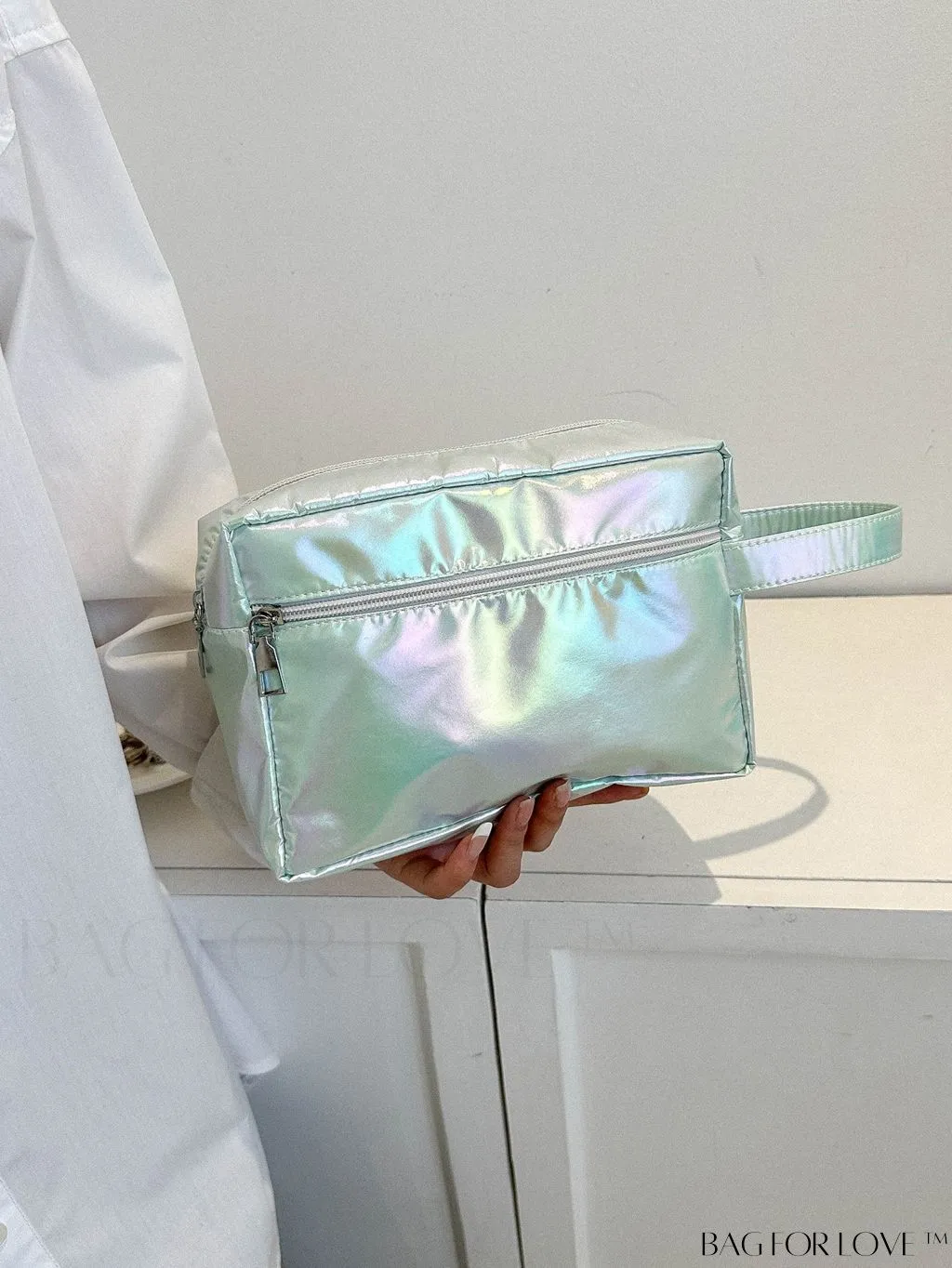 BagForLove - Sleek and Shiny Metallic Clutch