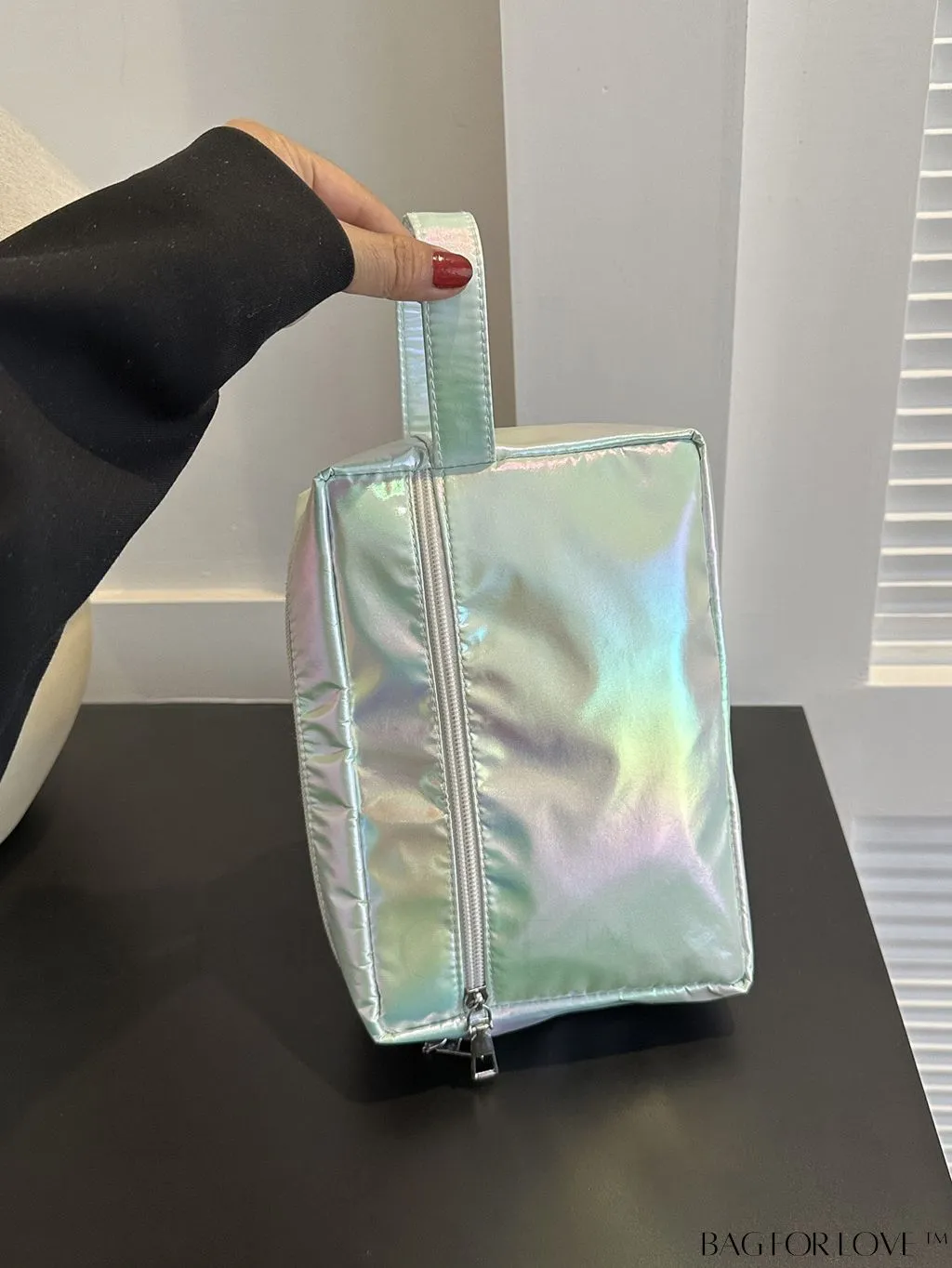 BagForLove - Sleek and Shiny Metallic Clutch