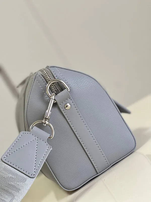Bags - Sleek and smooth Vuitton FashionFusion 3122 Innovative - Louis
