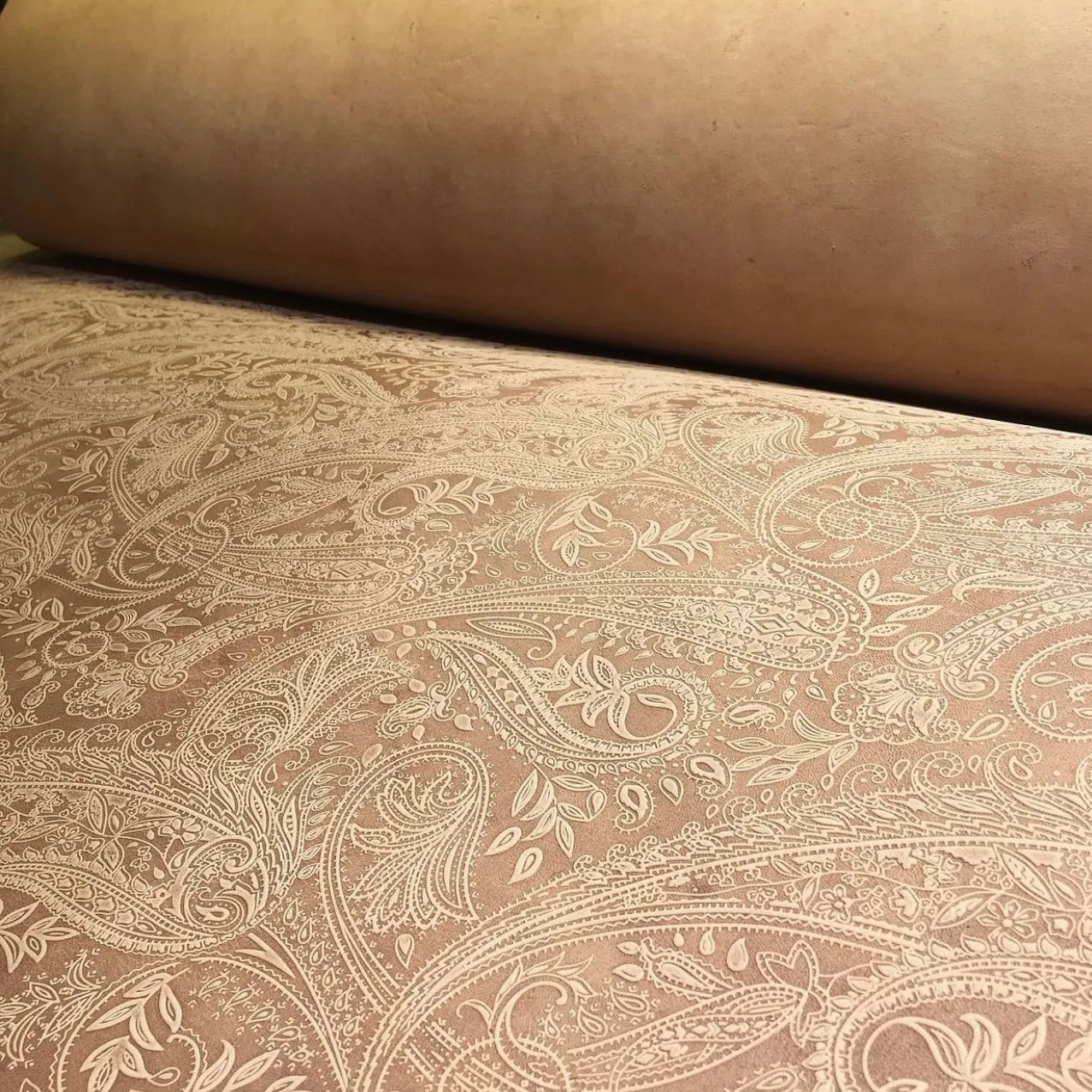 CASHMERE- embossed vegetable tanned natural Double Shoulder