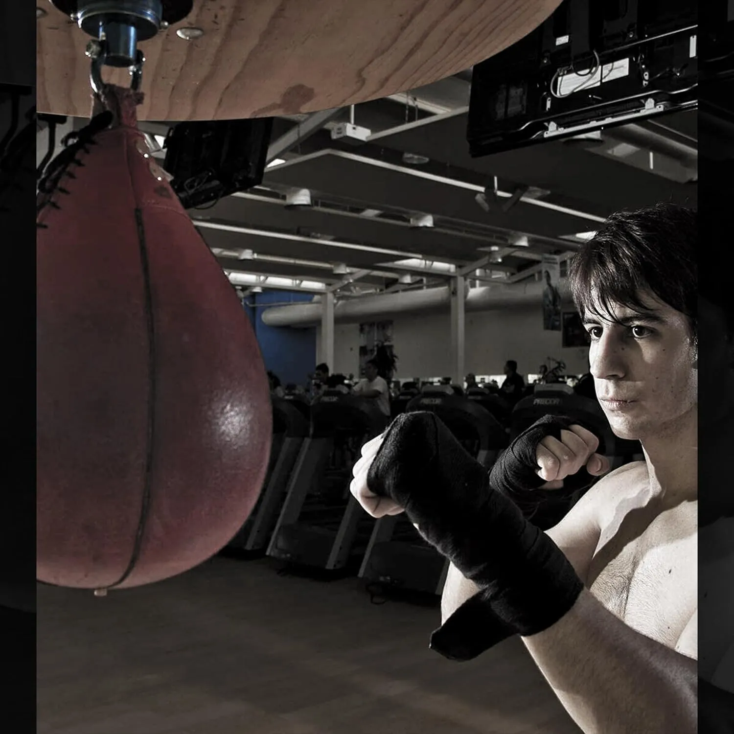 CLETO REYES Platform Leather Punching Speed Bag for Boxing, MMA, Muay Thai, Training Equipment