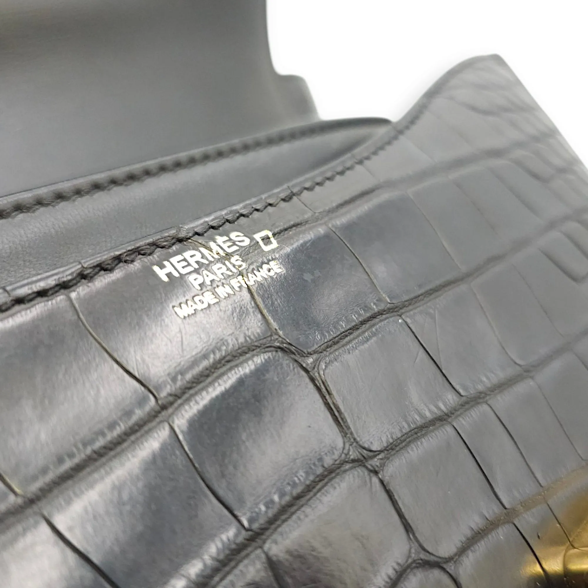 Constance 24 Black in Matte Alligator, Gold hardware