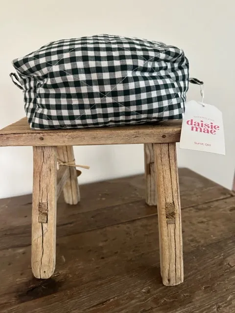 Daisie Mae bathroom Bag