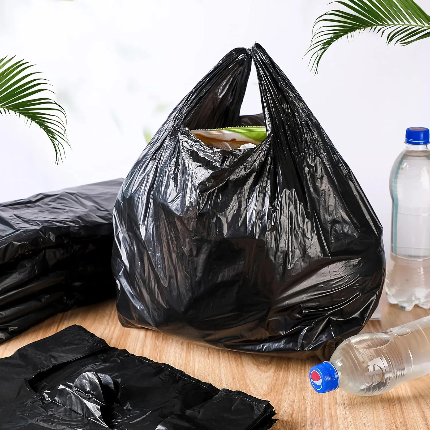 Kisston 400 Count Jumbo Size Plastic T Shirt Bags with Handles, 35 Mic, XX Large Plain Plastic T Shirt Grocery Bags, Thick and Heavy Duty (Black,20" x 12")