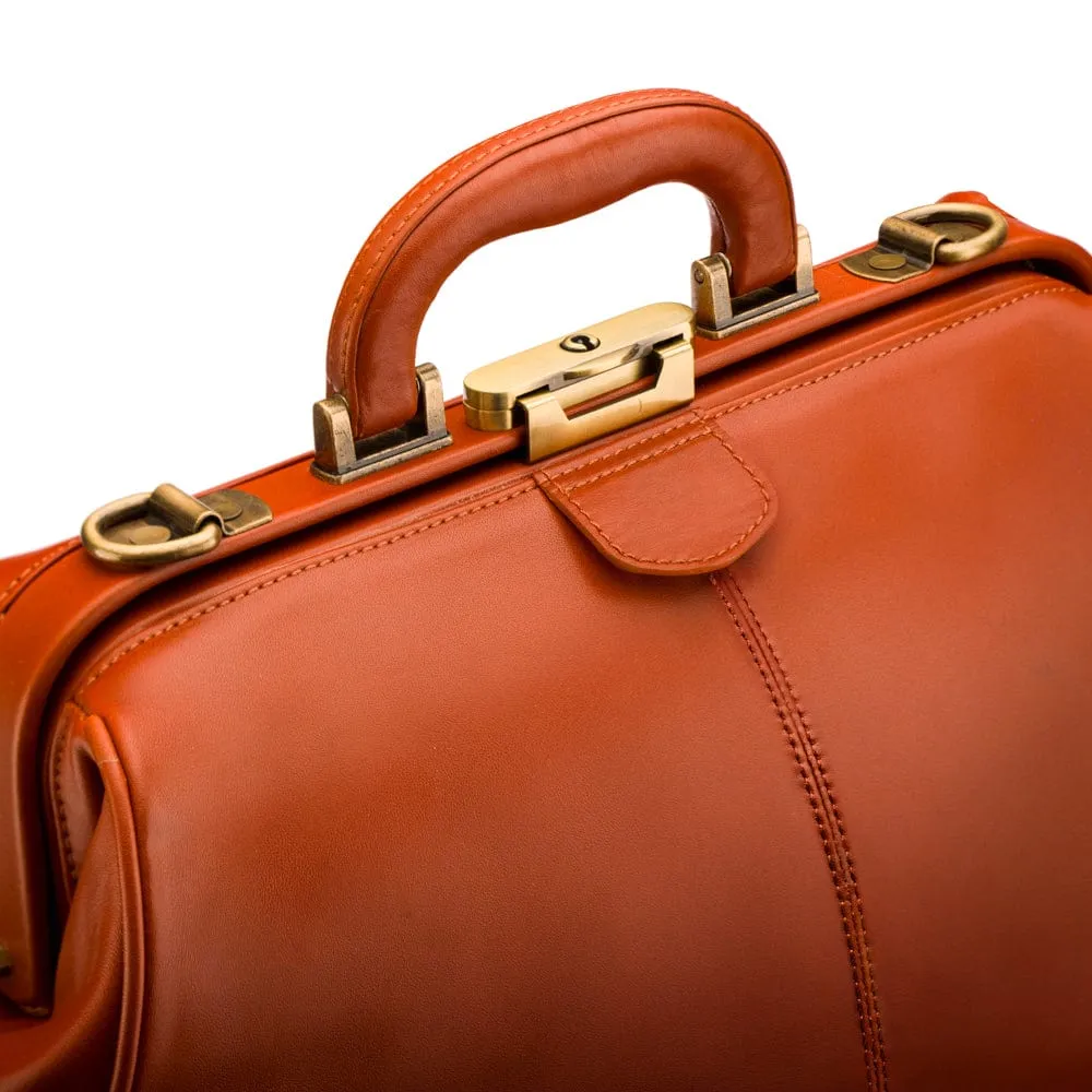 Leather Gladstone Doctor's Bag - Light Tan