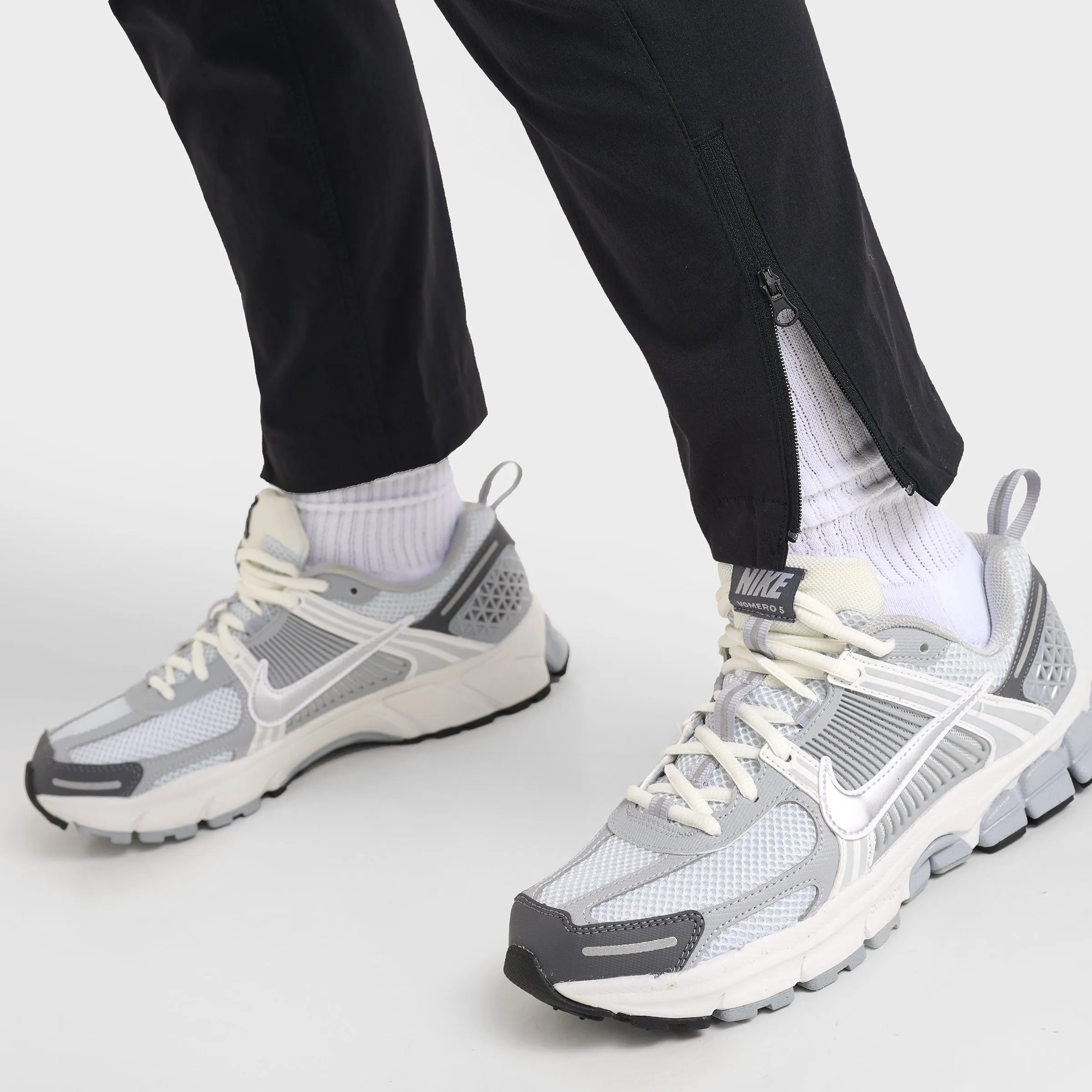 Nike Sportswear Junior Boys' Tech Woven Joggers Black / Black - Black