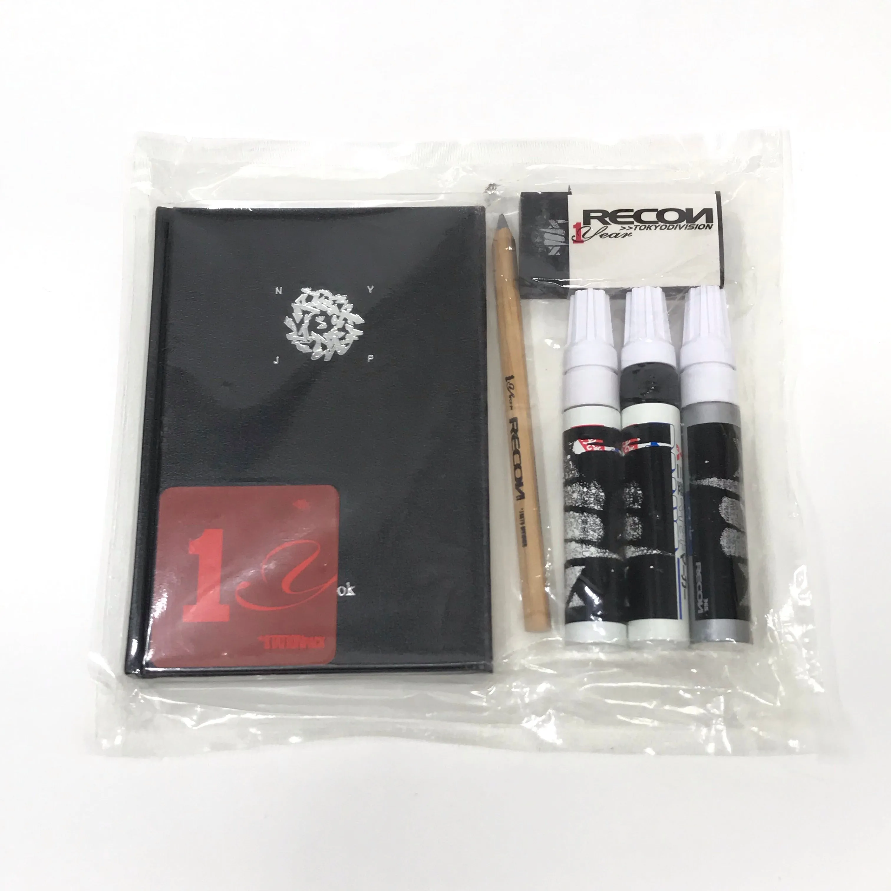 Recon (Futura   Stash) Tokyo 1st Anniversary Black Book Set
