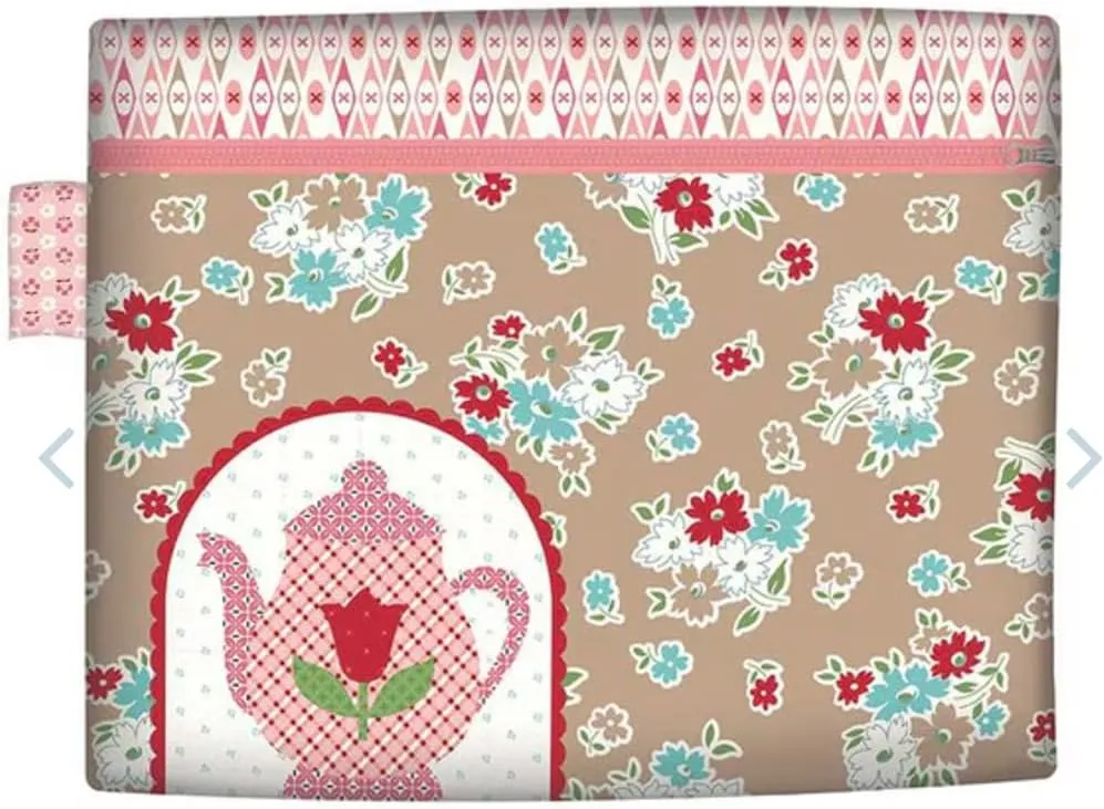 Riley Blake’s Assortment of Premium Quilting Fabric Panels, Perfect for Quilting, Apparel, DIY Crafting, and Home Decor (Zippy Bags 3 Panel)