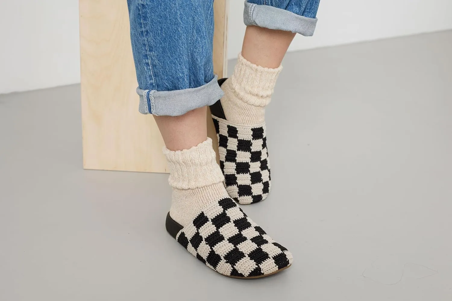 The Sak Bolinas Clog in Crochet and Leather, Slip On Entry