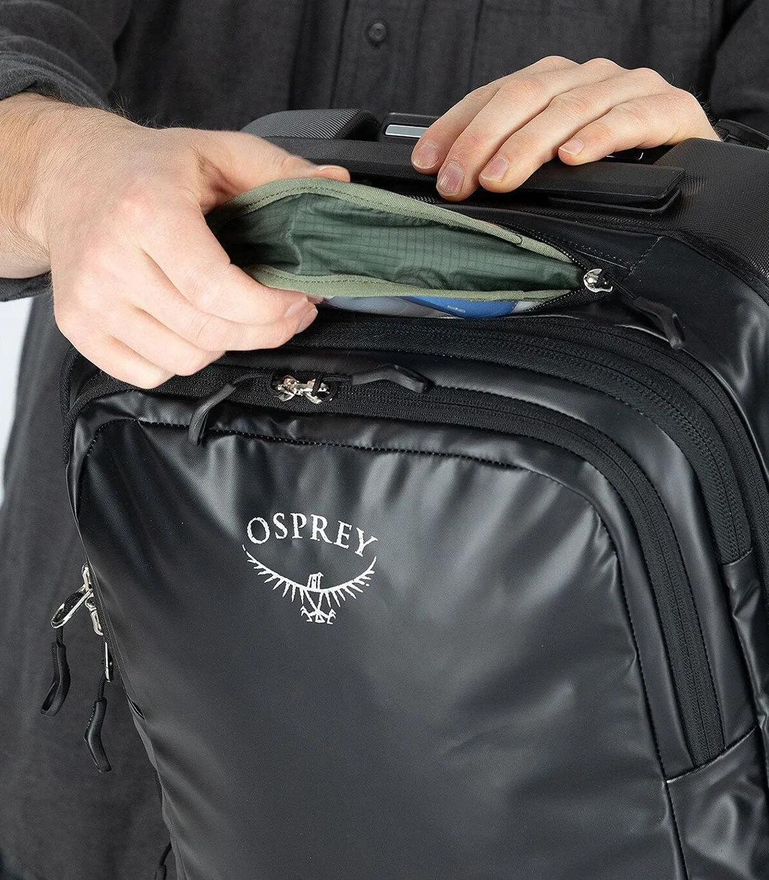 Transporter 4 Wheel Hard Hybrid Carry-On 36 5 L/22 Softcase Luggage
