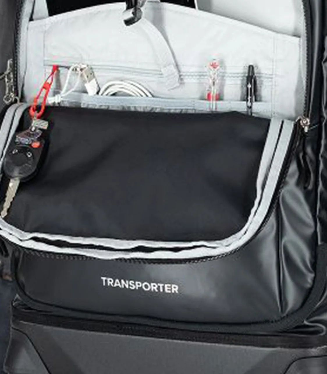 Transporter 4 Wheel Hard Hybrid Carry-On 36 5 L/22 Softcase Luggage